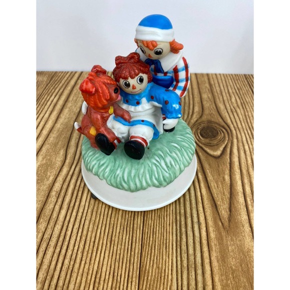Raggedy Ann & Andy Arthur Flamba Musical Box Figurine - Picture 1 of 6